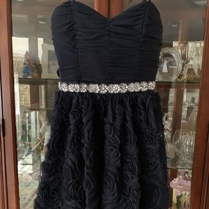 Strapless navy blue dress